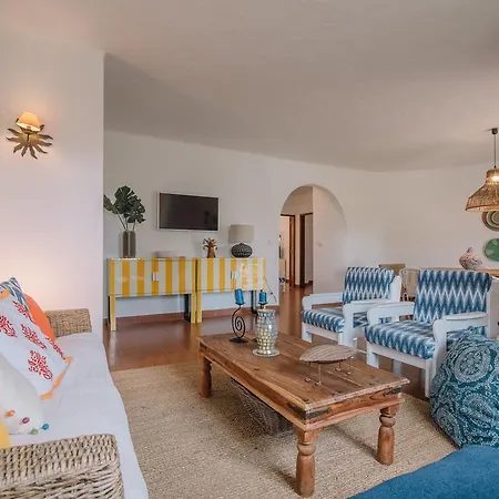 Casa Dos Netos וילה אלבופיירה