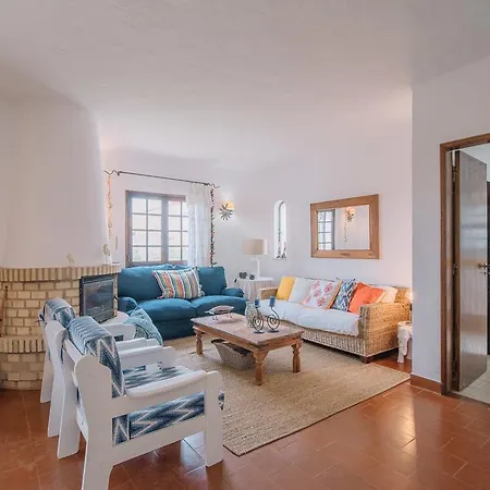 וילה Casa Dos Netos אלבופיירה