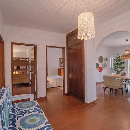 Casa Dos Netos אלבופיירה