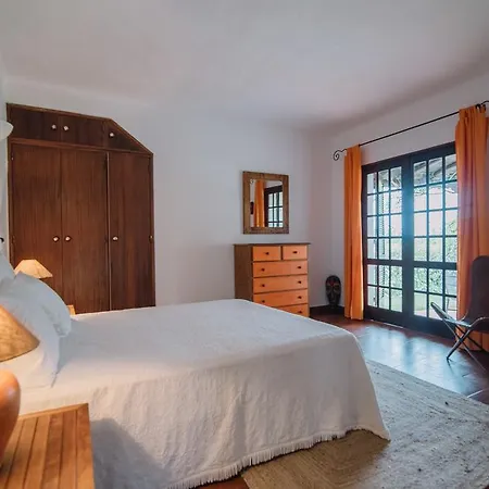 וילה Casa Dos Netos אלבופיירה
