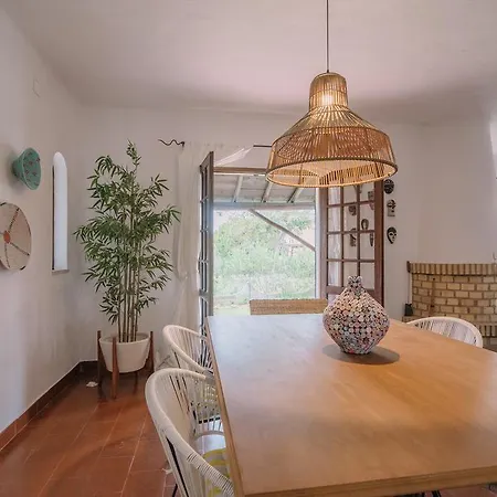 Casa Dos Netos אלבופיירה