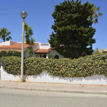 Casa Dos Netos אלבופיירה